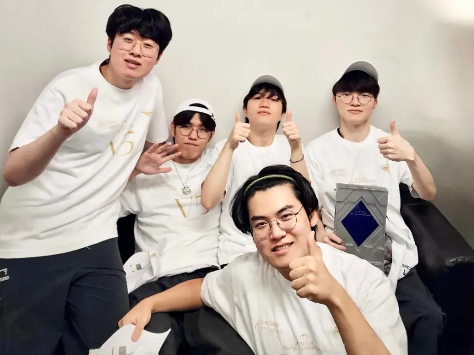 持支持态度 持支持态度