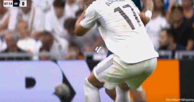 激烈争抢, 暖心一幕 激烈争抢, 暖心一幕