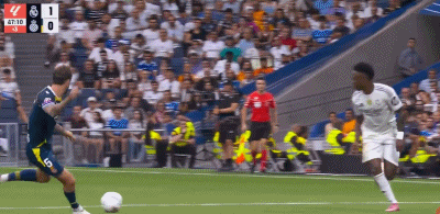 半场结束, 米利唐超远 半场结束, 米利唐超远