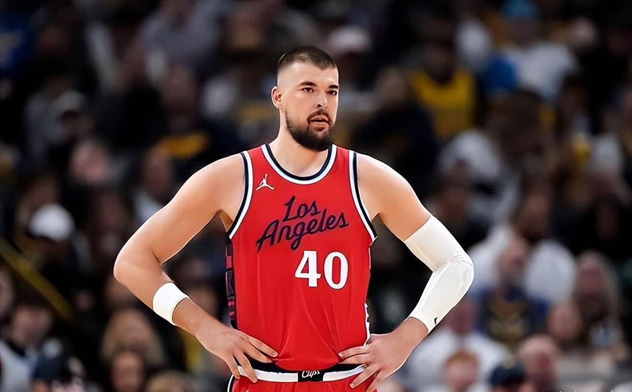 保罗, 接受了记者 保罗, 接受了记者